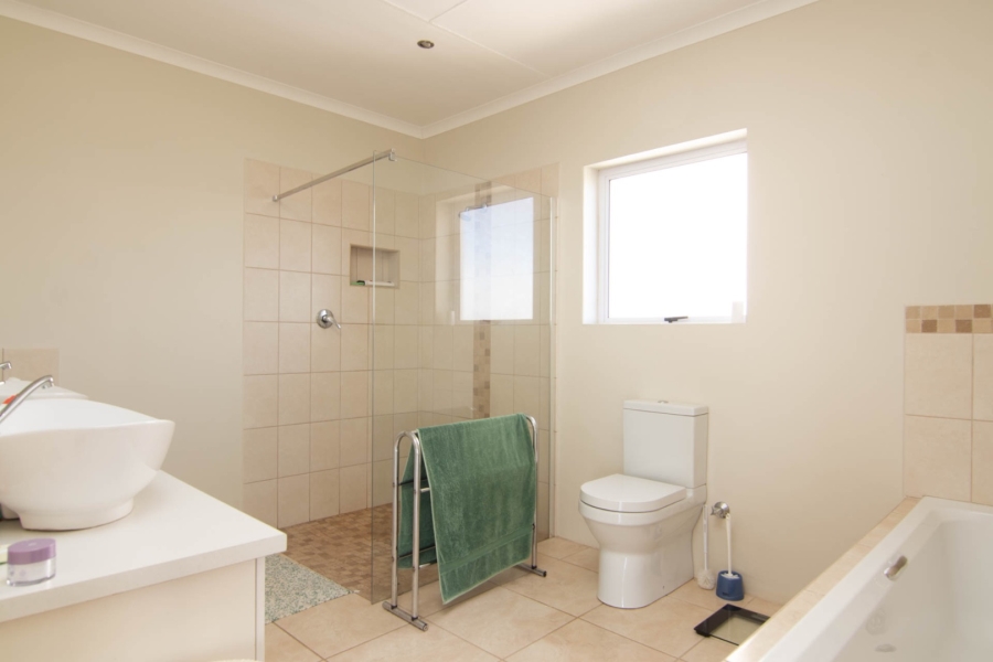 4 Bedroom Property for Sale in Velddrif Western Cape